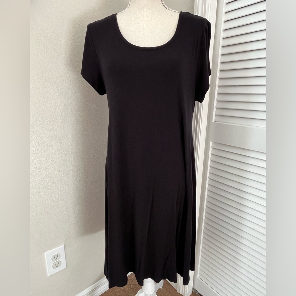 Black Tee Relaxed Fit A-line Dress, Large